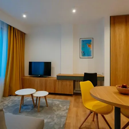 Arbans Elegant Apartment In The City Center Bucharest Exterior photo